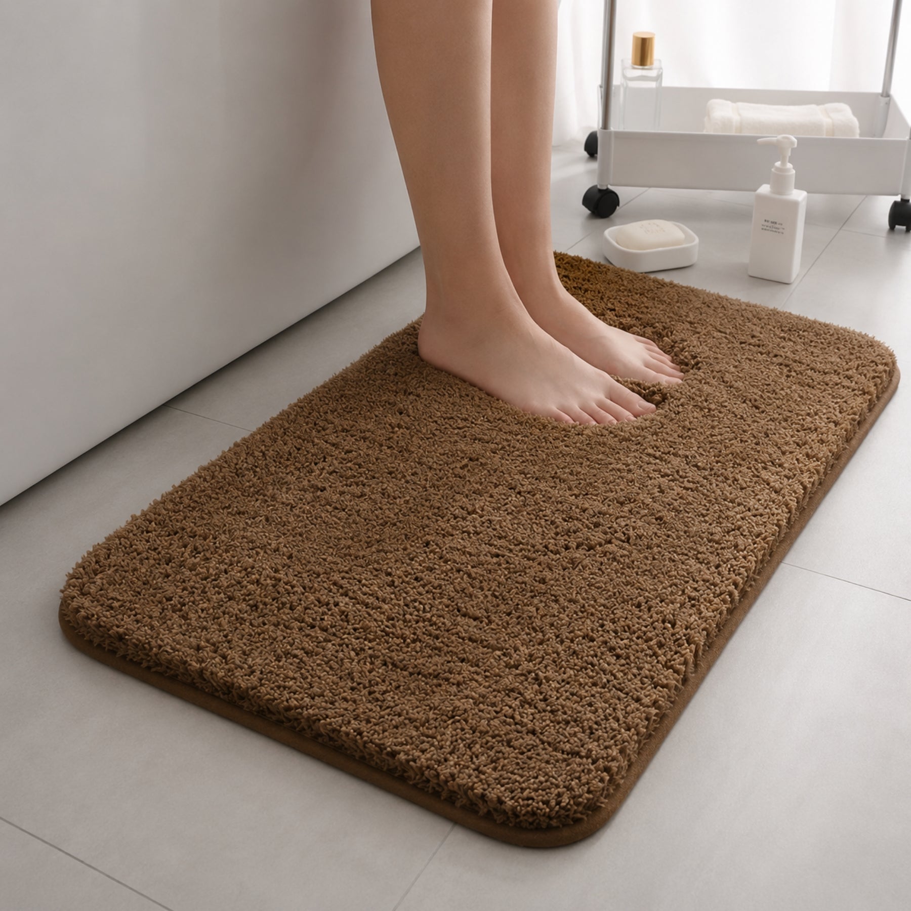 Soft Bathroom Mat with Non-Slip Bottom – Absorbent Bath Mat for Bathroom, Toilet & Shower Area