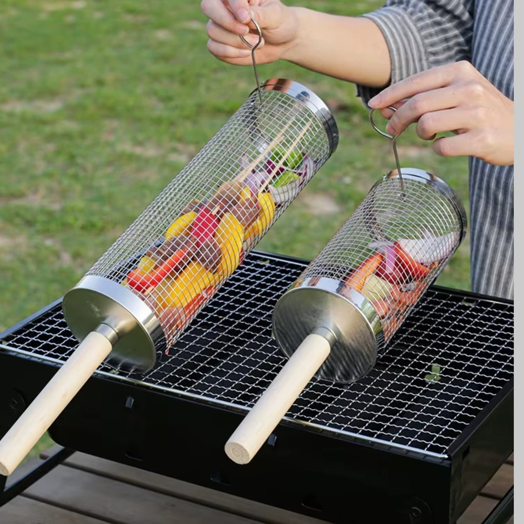 Rotating BBQ Grill Basket in Stainless Steel – Grill Basket with Wooden Handle for BBQ & Outdoor Cooking