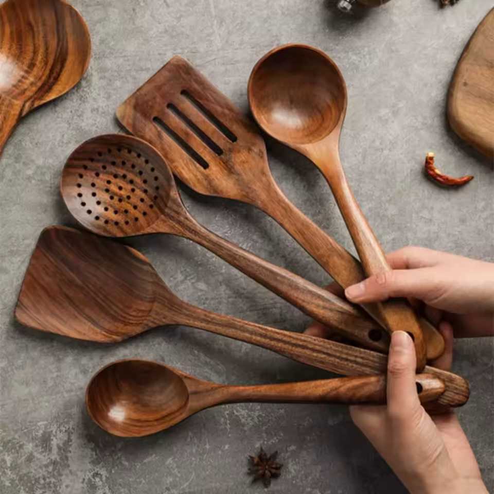 Wooden Kitchen Utensil Set with Holder – Natural Wooden Cooking Utensils for Everyday Cooking