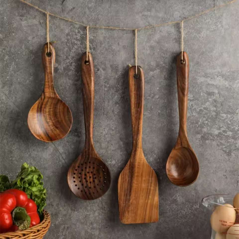 Wooden Kitchen Utensil Set with Holder – Natural Wooden Cooking Utensils for Everyday Cooking
