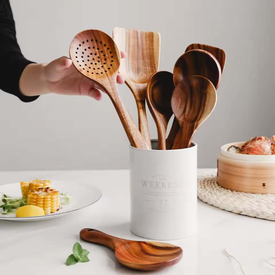 Wooden Kitchen Utensil Set with Holder – Natural Wooden Cooking Utensils for Everyday Cooking
