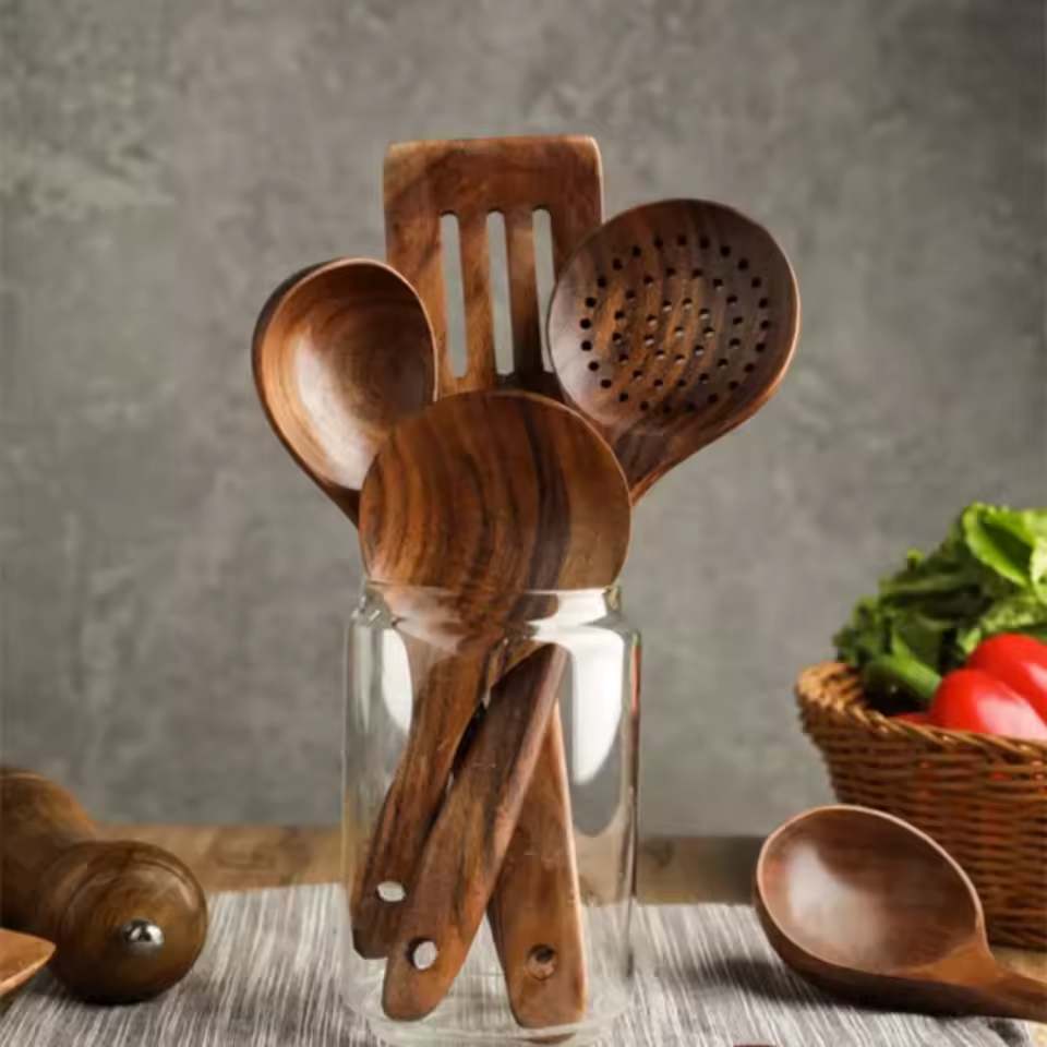 Wooden Kitchen Utensil Set with Holder – Natural Wooden Cooking Utensils for Everyday Cooking