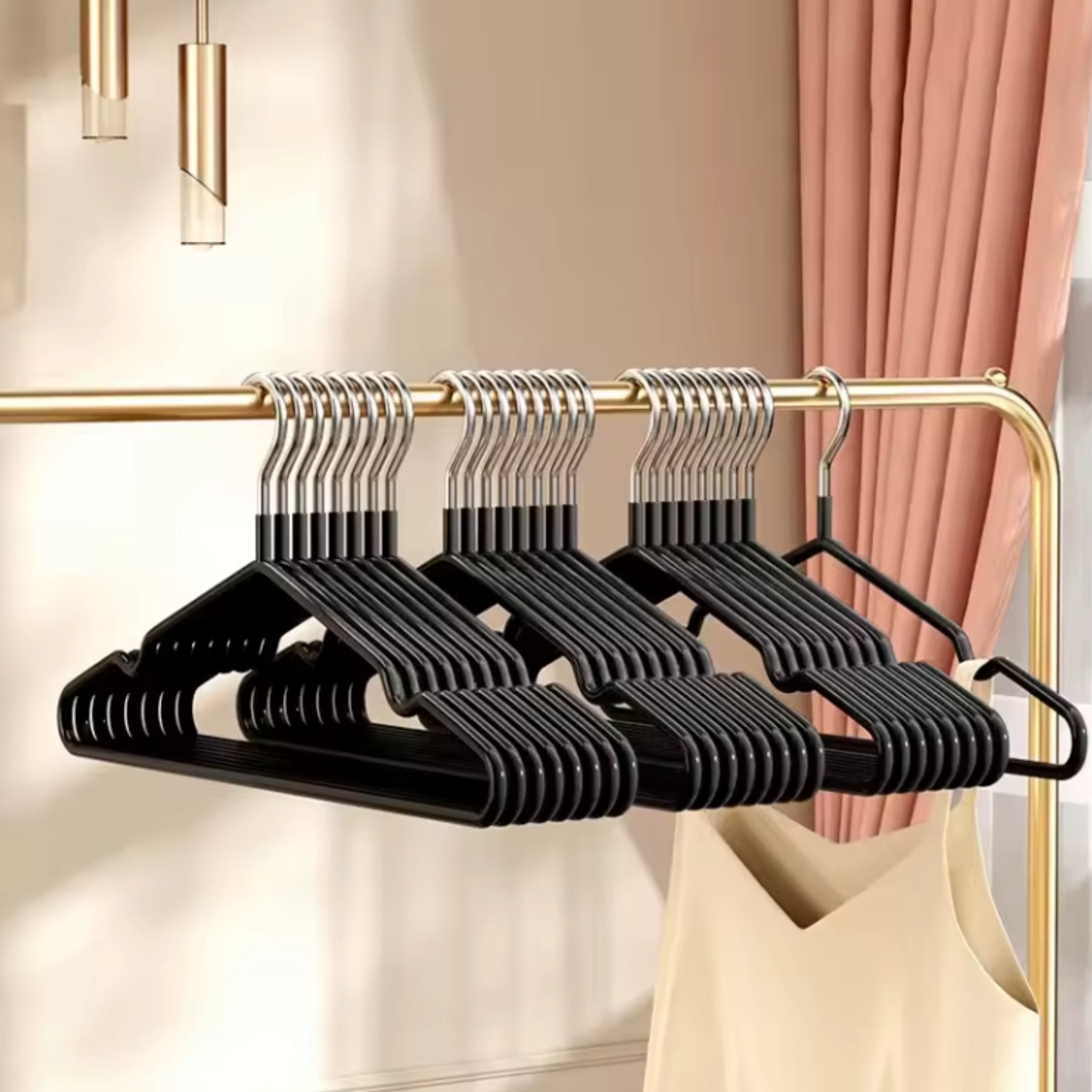 Non-Slip Clothes Hangers 10-Pack – Space-Saving Hangers for Wardrobe, Closet & Clothing Storage
